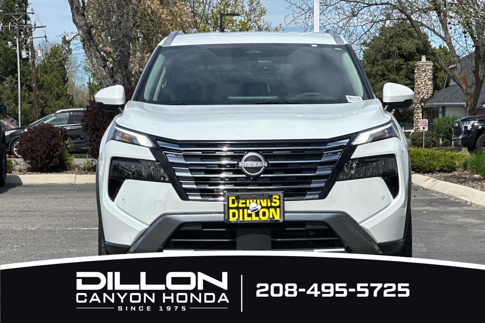 Used 2026 Nissan Rogue SL AWD/4WD image 12