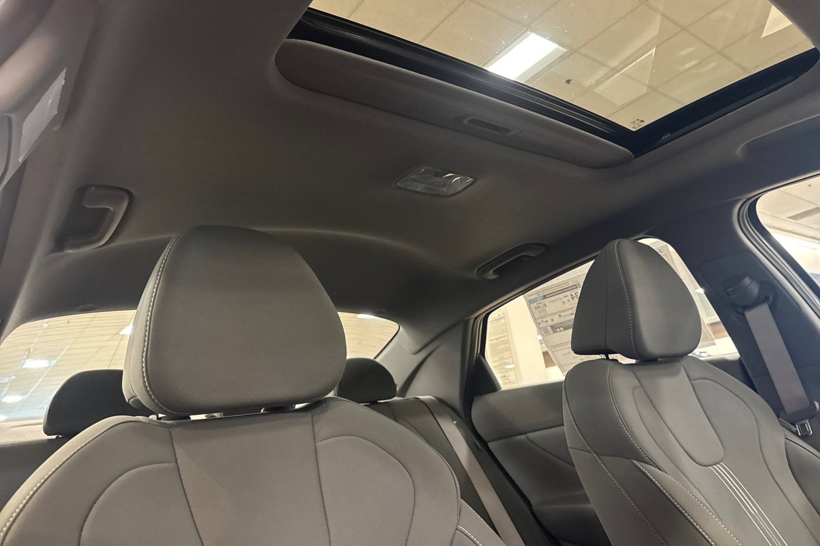 New 2026 Hyundai Elantra SEL Sport Premium FWD image 16