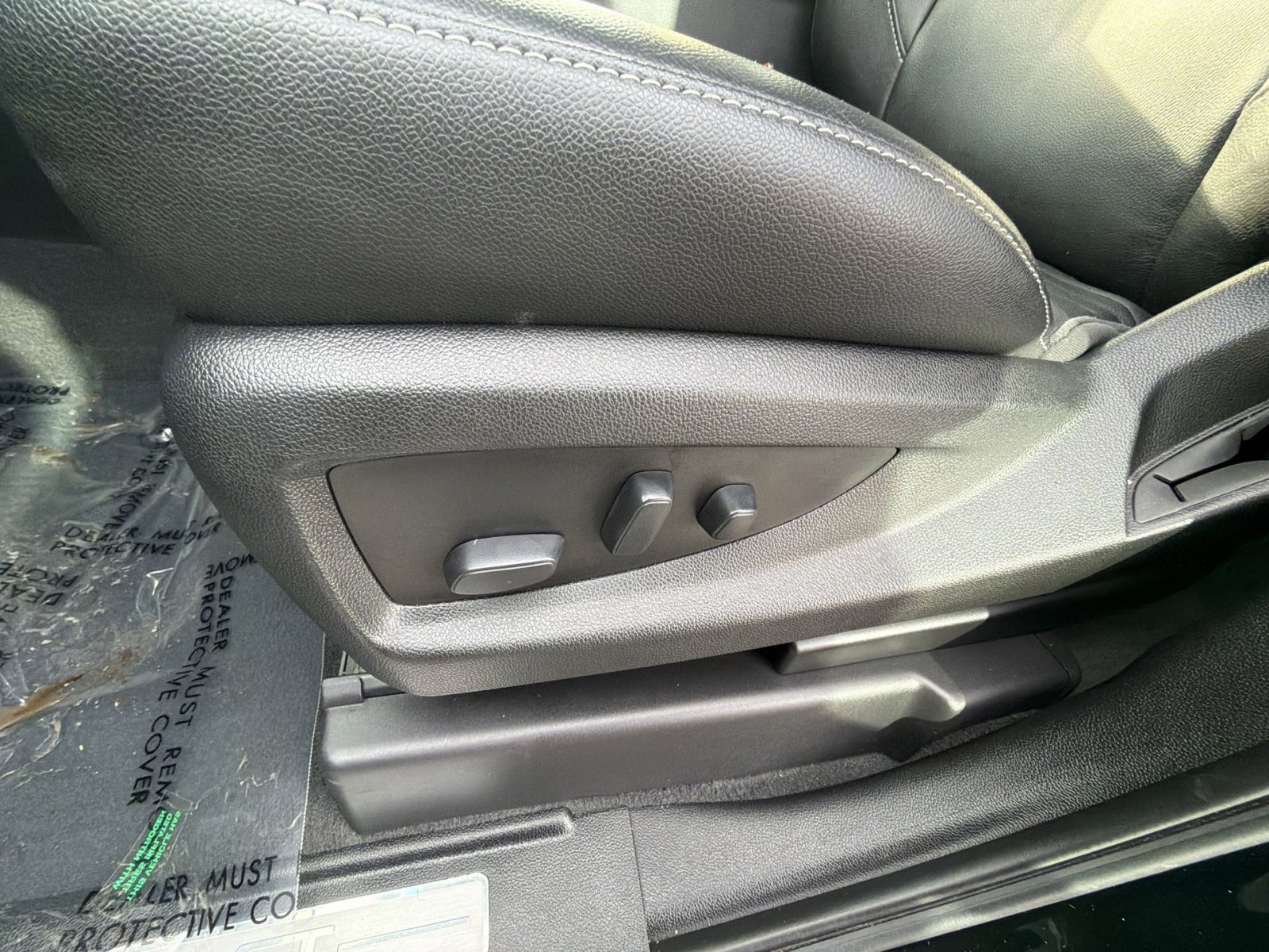 Used 2020 Chevrolet Suburban LT w/ Luxury Package image 14