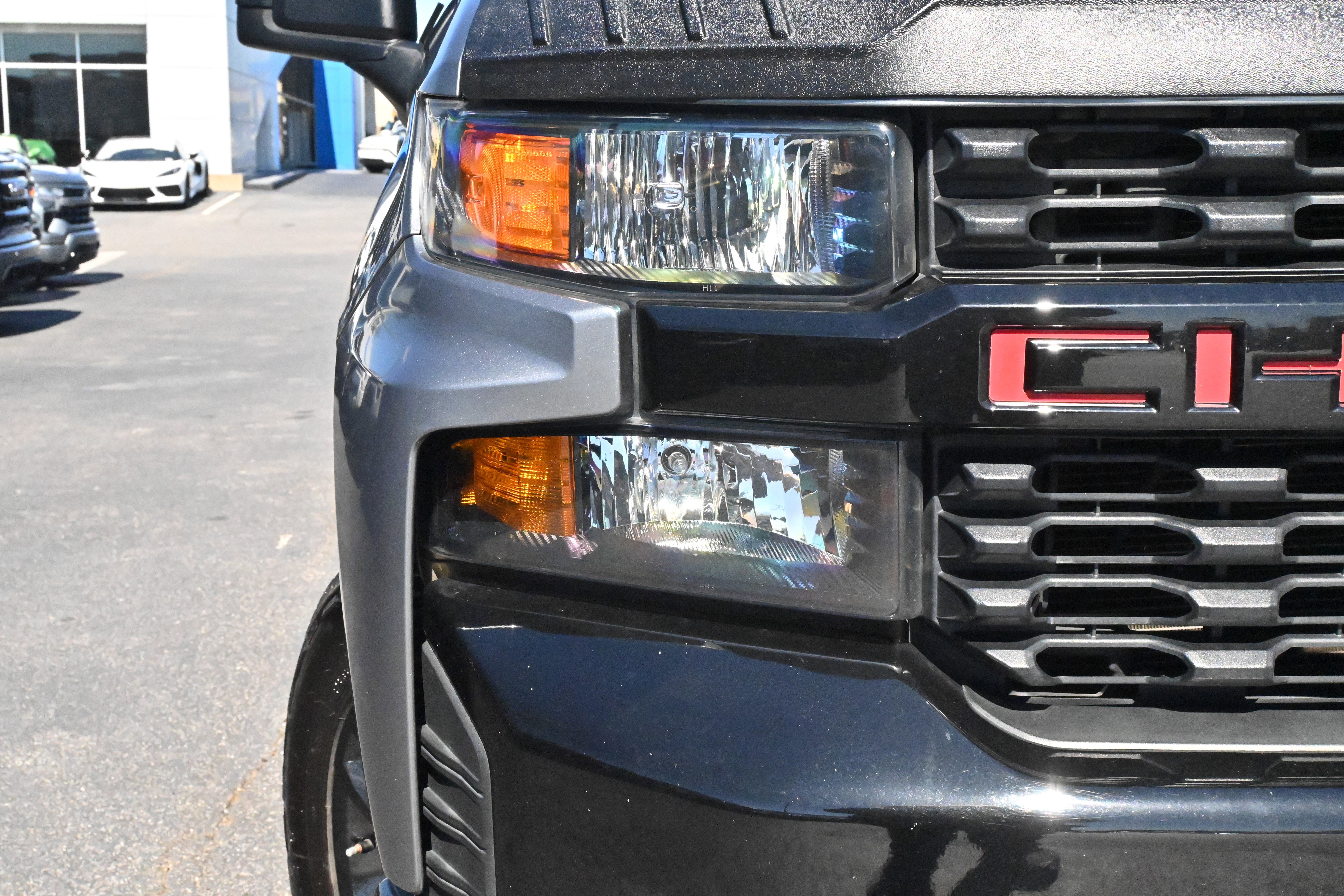 Used 2021 Chevrolet Silverado 1500 Custom Trail Boss image 24