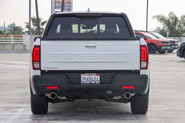 Used 2025 Honda Ridgeline Black Edition image 7