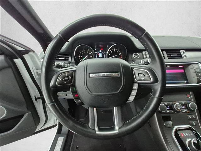 Used 2018 Land Rover Range Rover Evoque SE AWD/4WD image 30