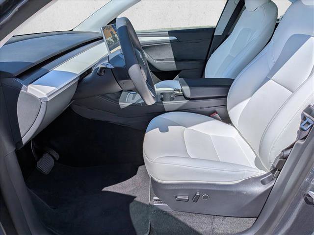 Used 2023 Tesla Model Y Long Range image 15