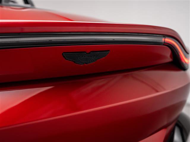 Used 2023 Aston Martin V8 Vantage Roadster image 41