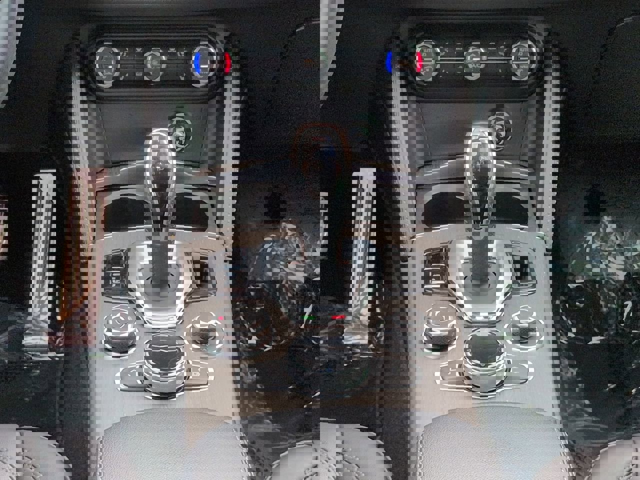 Used 2023 Alfa Romeo Stelvio Ti image 19