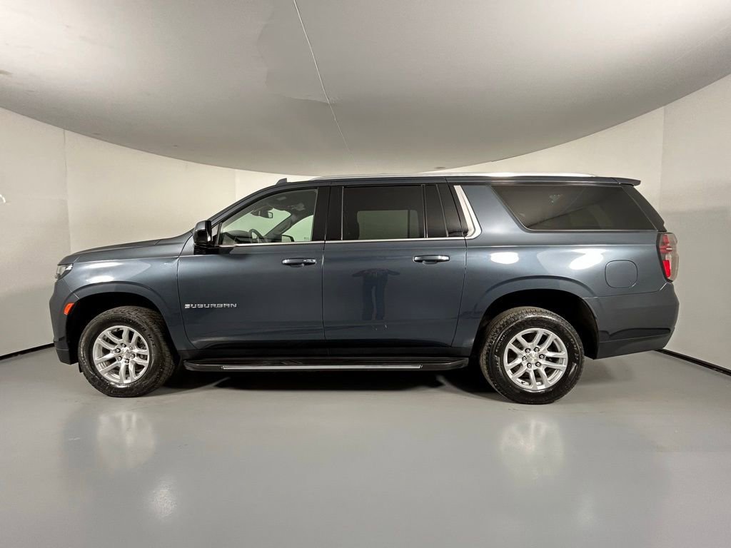 Used 2021 Chevrolet Suburban LT image 4
