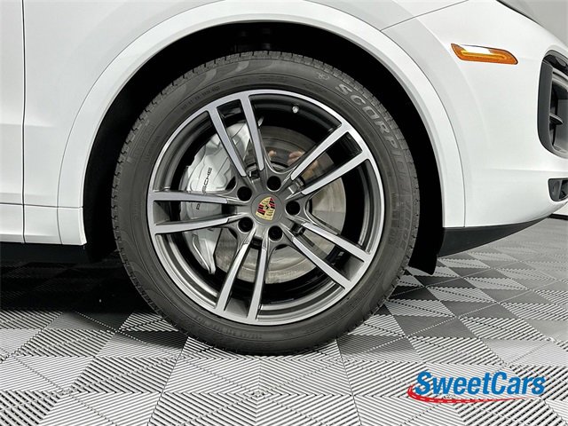 Used 2023 Porsche Cayenne Turbo image 53