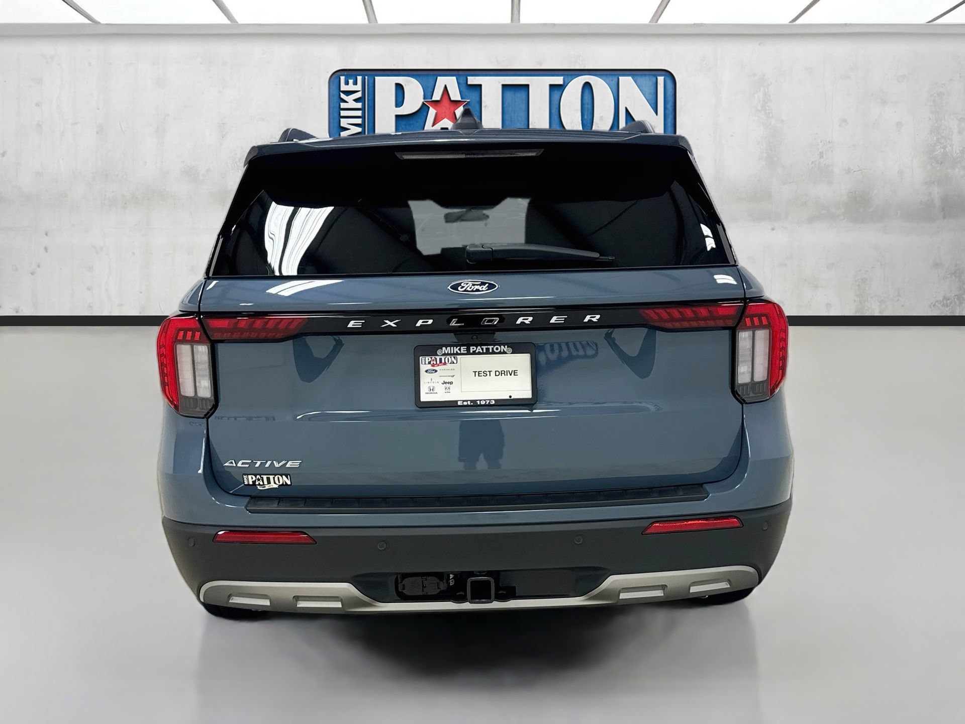 New 2027 Ford Explorer Active w/ Active Comfort Package RWD image 6