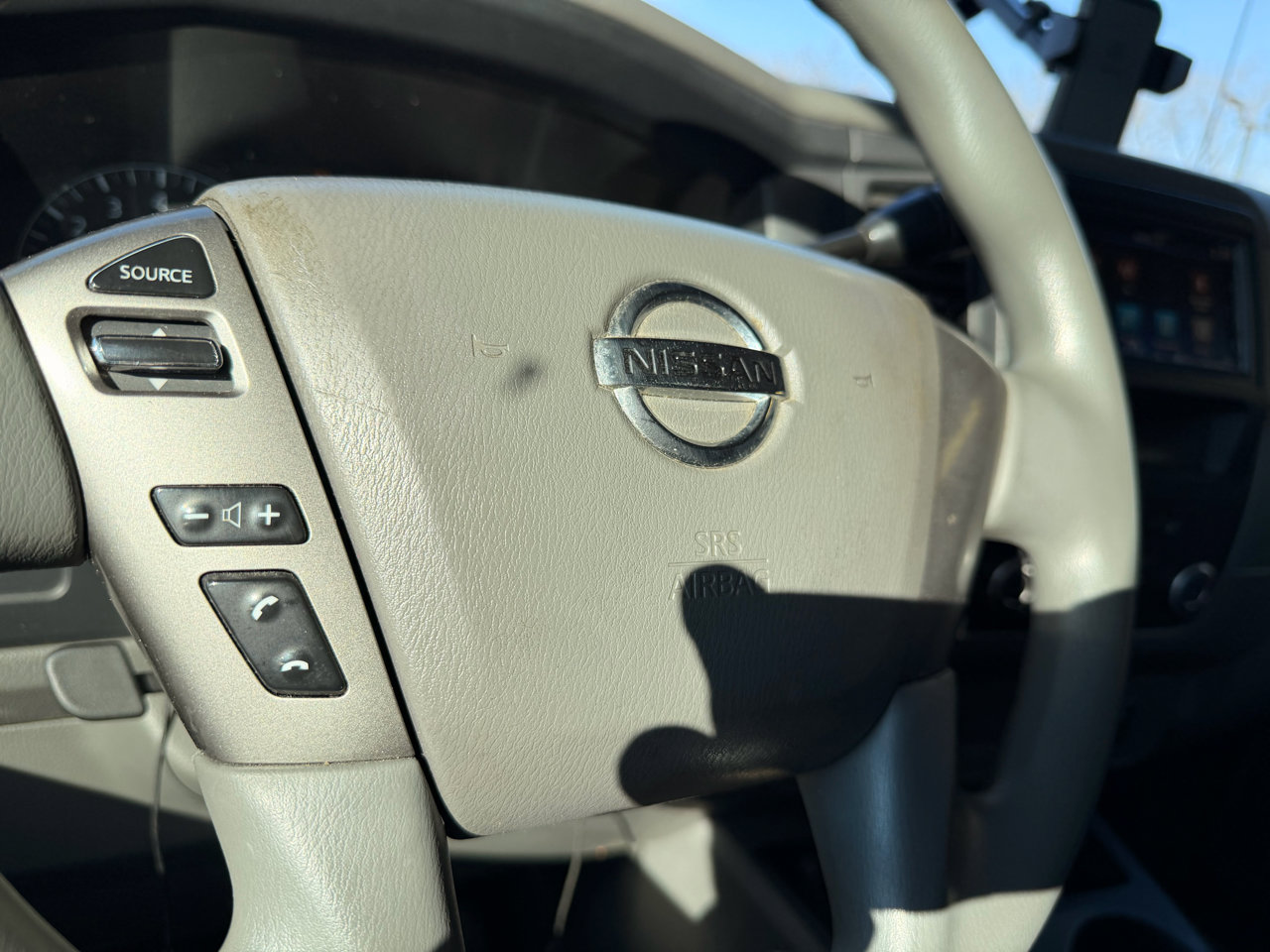 Used 2020 Nissan NV 3500 S image 21