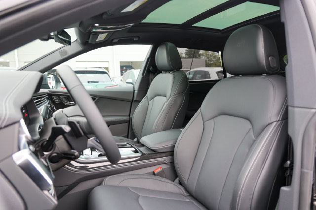 New 2026 Audi Q8 Prestige AWD/4WD image 33