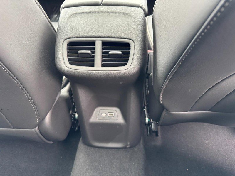 Used 2022 Buick Envision Essence w/ Safety Package image 16