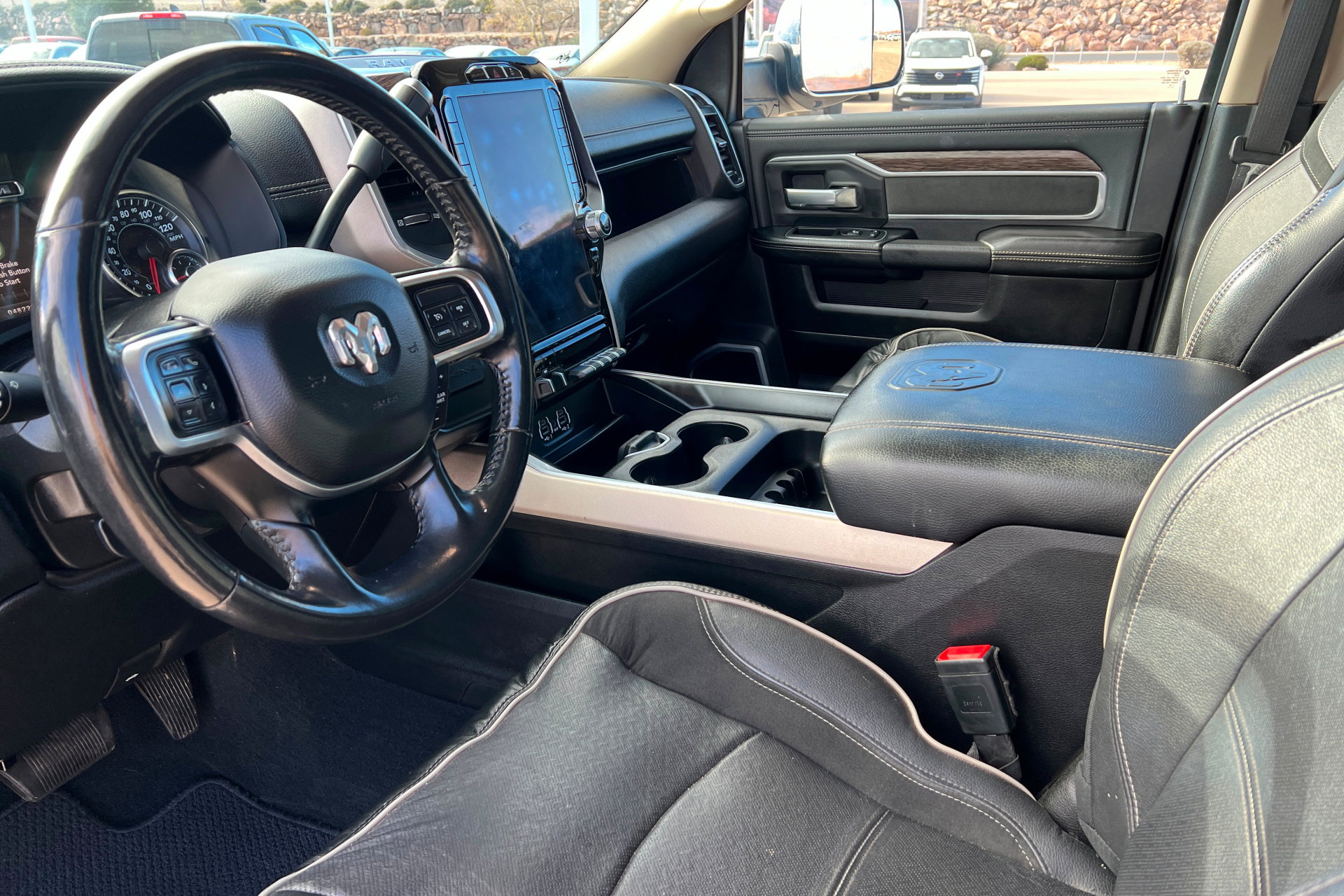 Used 2020 RAM 2500 Laramie image 15