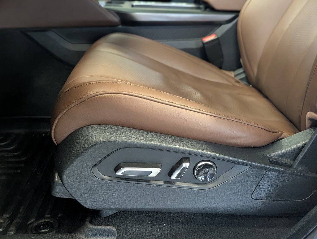 Used 2025 Acura MDX w/ Technology Package image 31