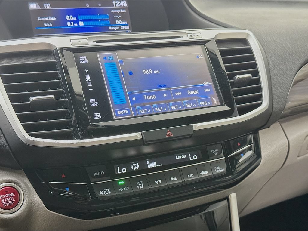 Used 2017 Honda Accord EX image 17