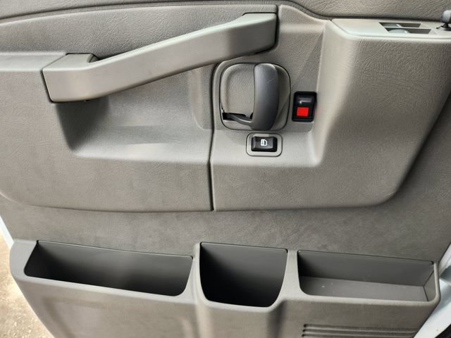 New 2025 Chevrolet Express 2500 Extended RWD image 24