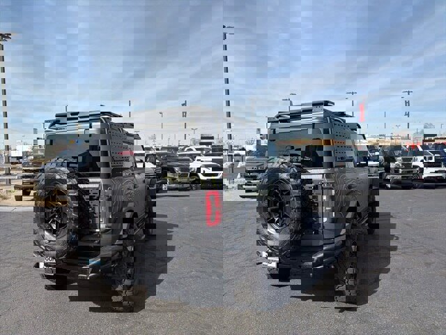 New 2025 Ford Bronco Badlands image 7