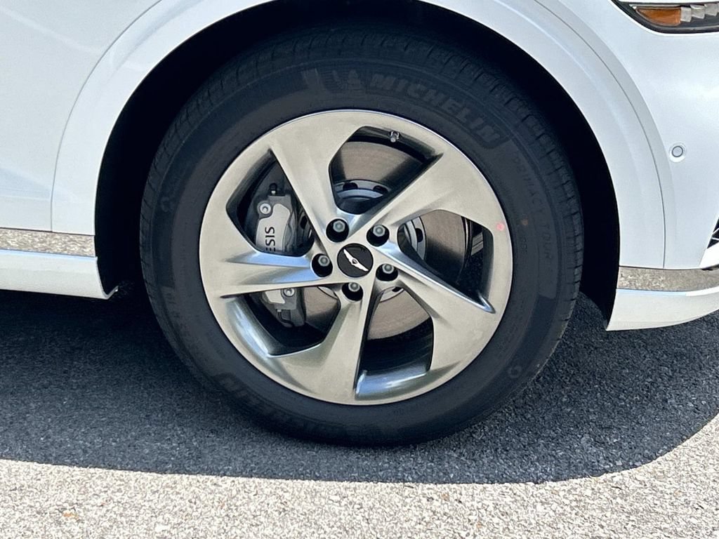 New 2026 Genesis GV70 2.5T Advanced AWD/4WD image 9