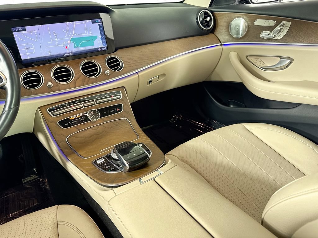 Used 2019 Mercedes-Benz E 300 image 30