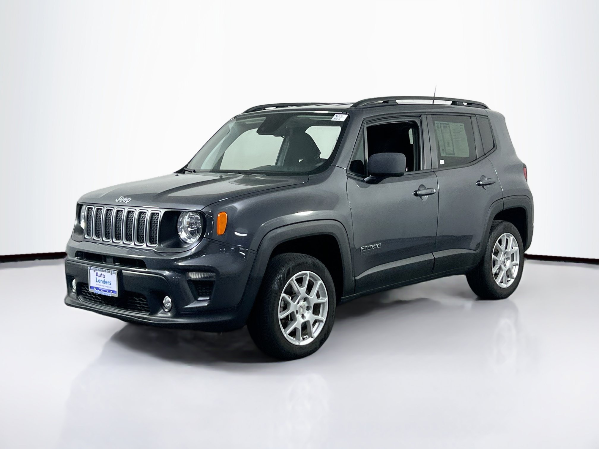 Used 2022 Jeep Renegade Latitude AWD/4WD image 1