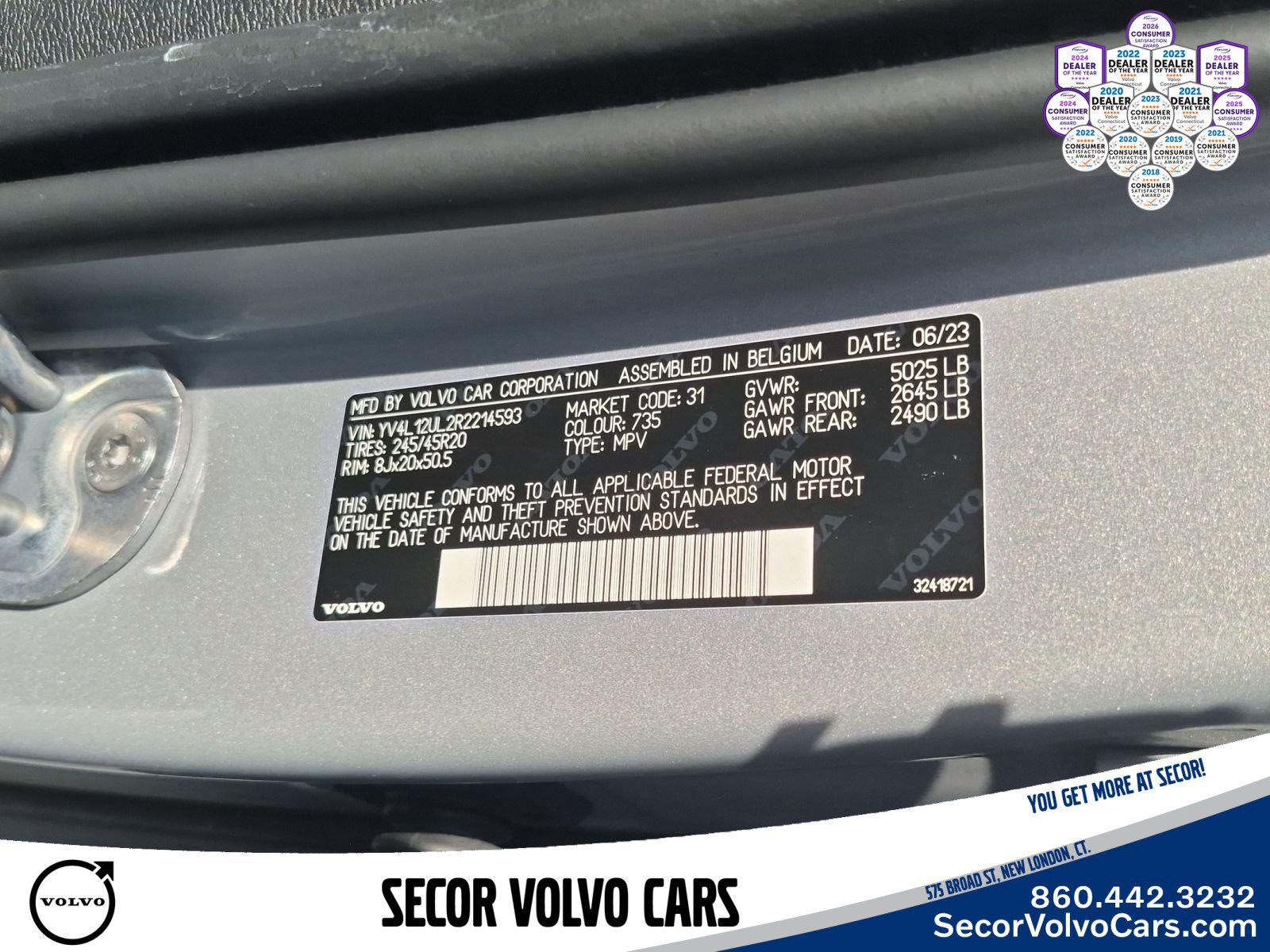Used 2024 Volvo XC40 B5 Plus w/ Climate Package AWD/4WD image 21