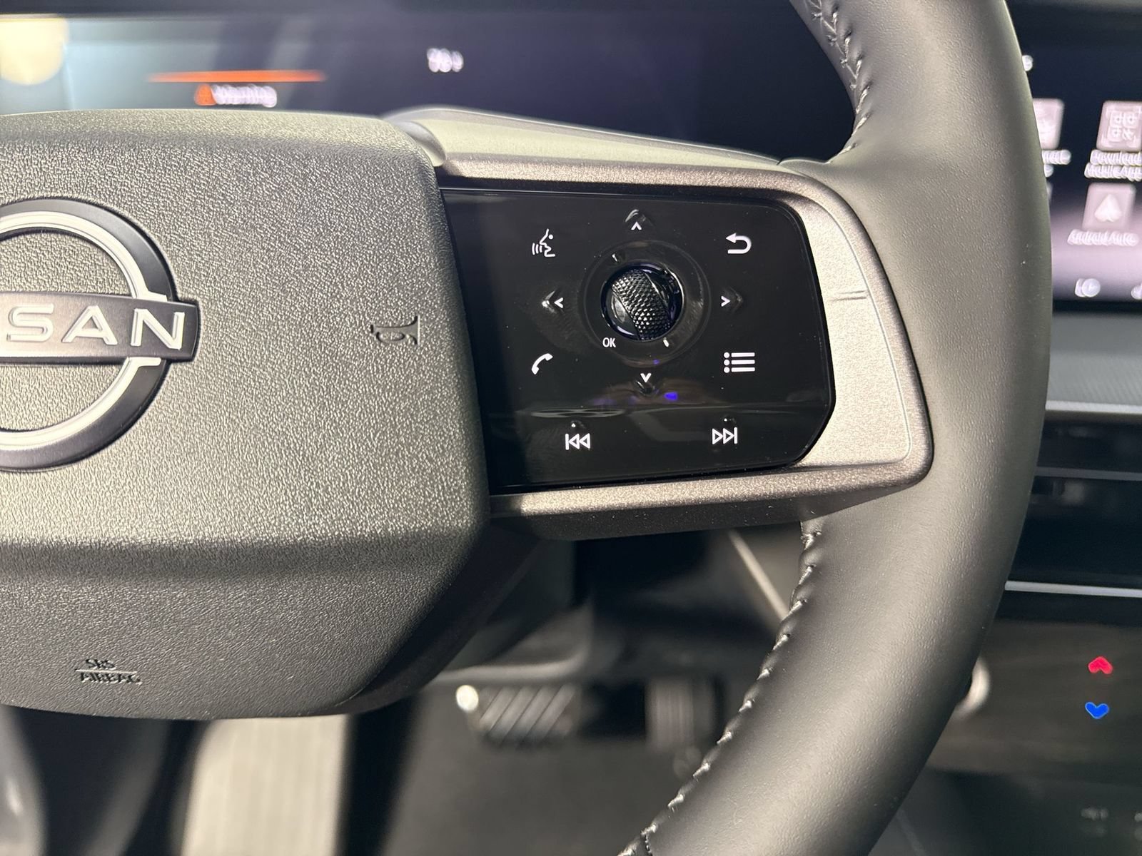 New 2026 Nissan Murano SV AWD/4WD image 13