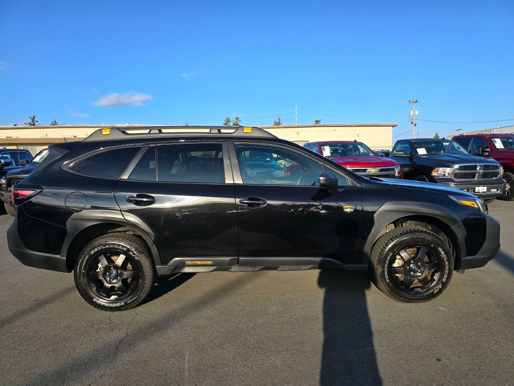 Used 2025 Subaru Outback Wilderness AWD/4WD image 8