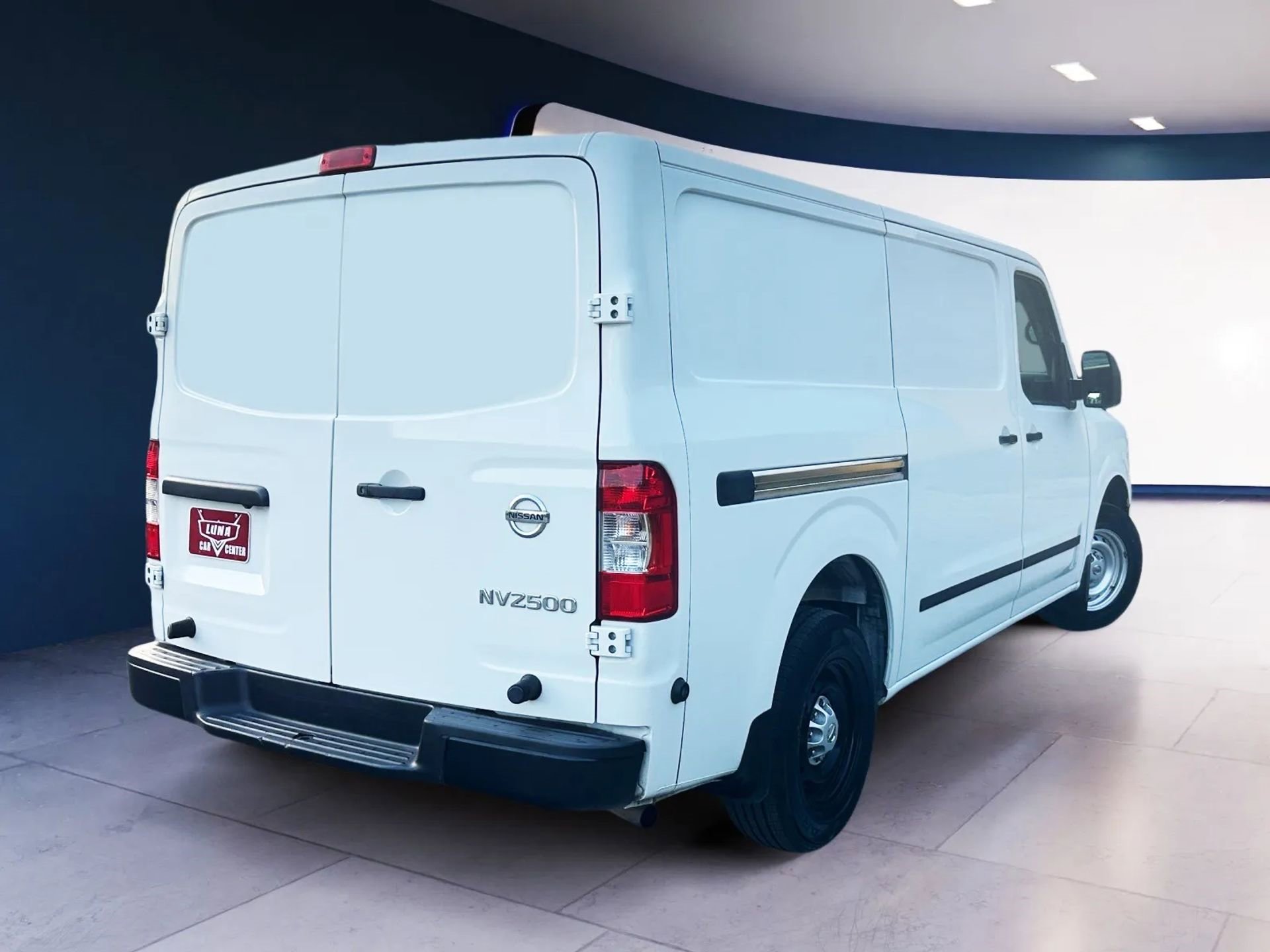 Used 2020 Nissan NV 2500 S image 5