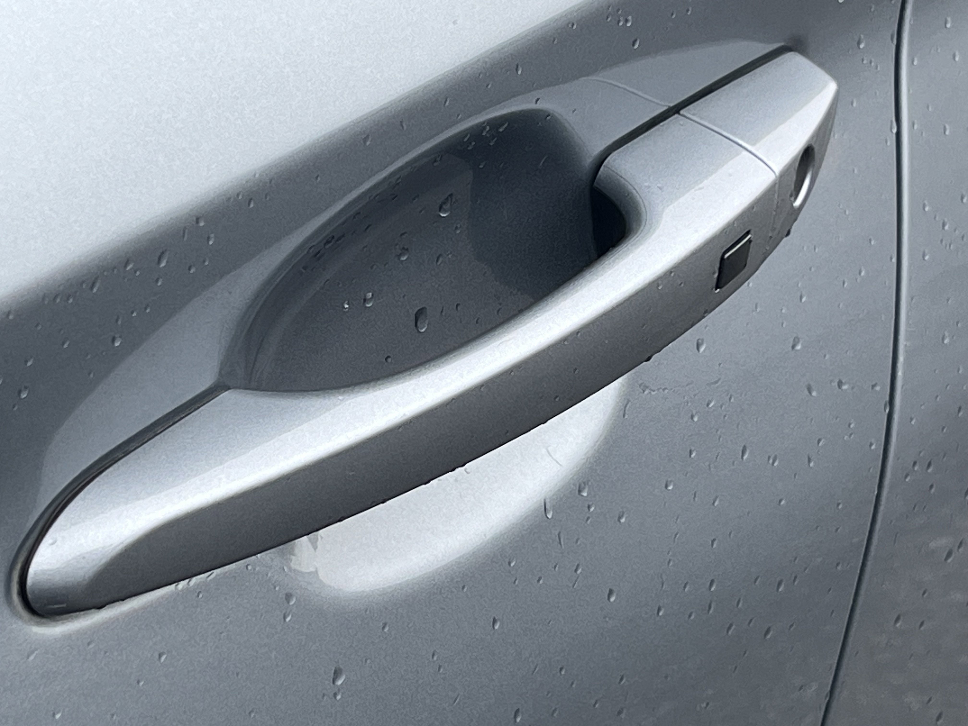 Used 2021 Hyundai Kona Limited image 9