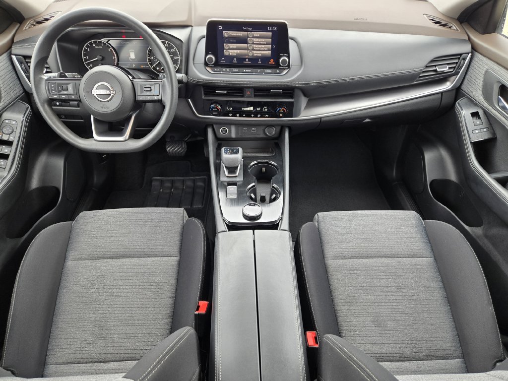 Used 2023 Nissan Rogue SV AWD/4WD image 22