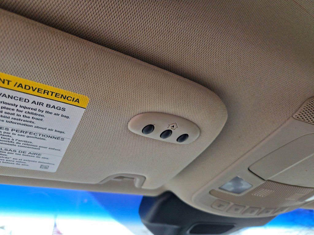 Used 2019 Lincoln Nautilus Select image 28