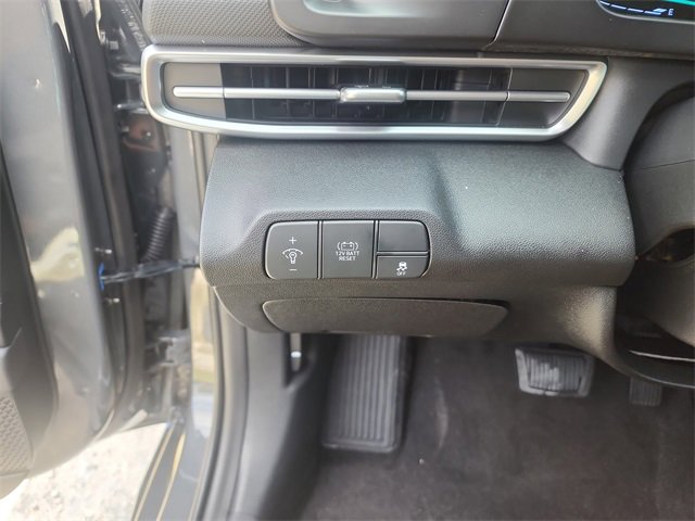 New 2025 Hyundai Elantra Blue image 22