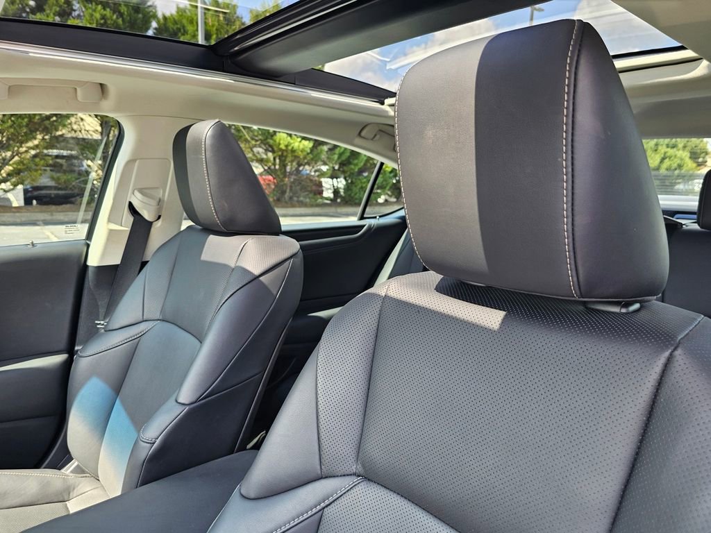 Used 2023 Lexus ES 350 w/ Premium Package image 16