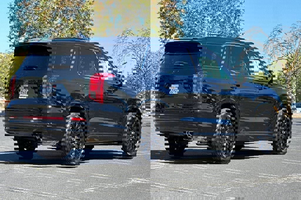 Used 2025 Hyundai Palisade Calligraphy image 4