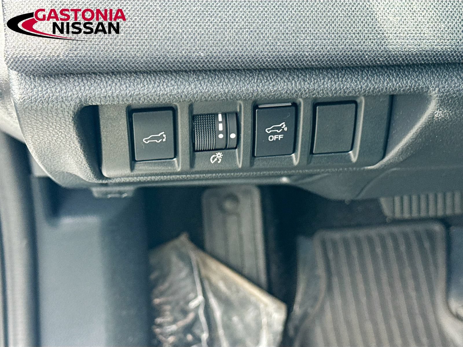 Used 2025 Subaru Outback Premium AWD/4WD image 13