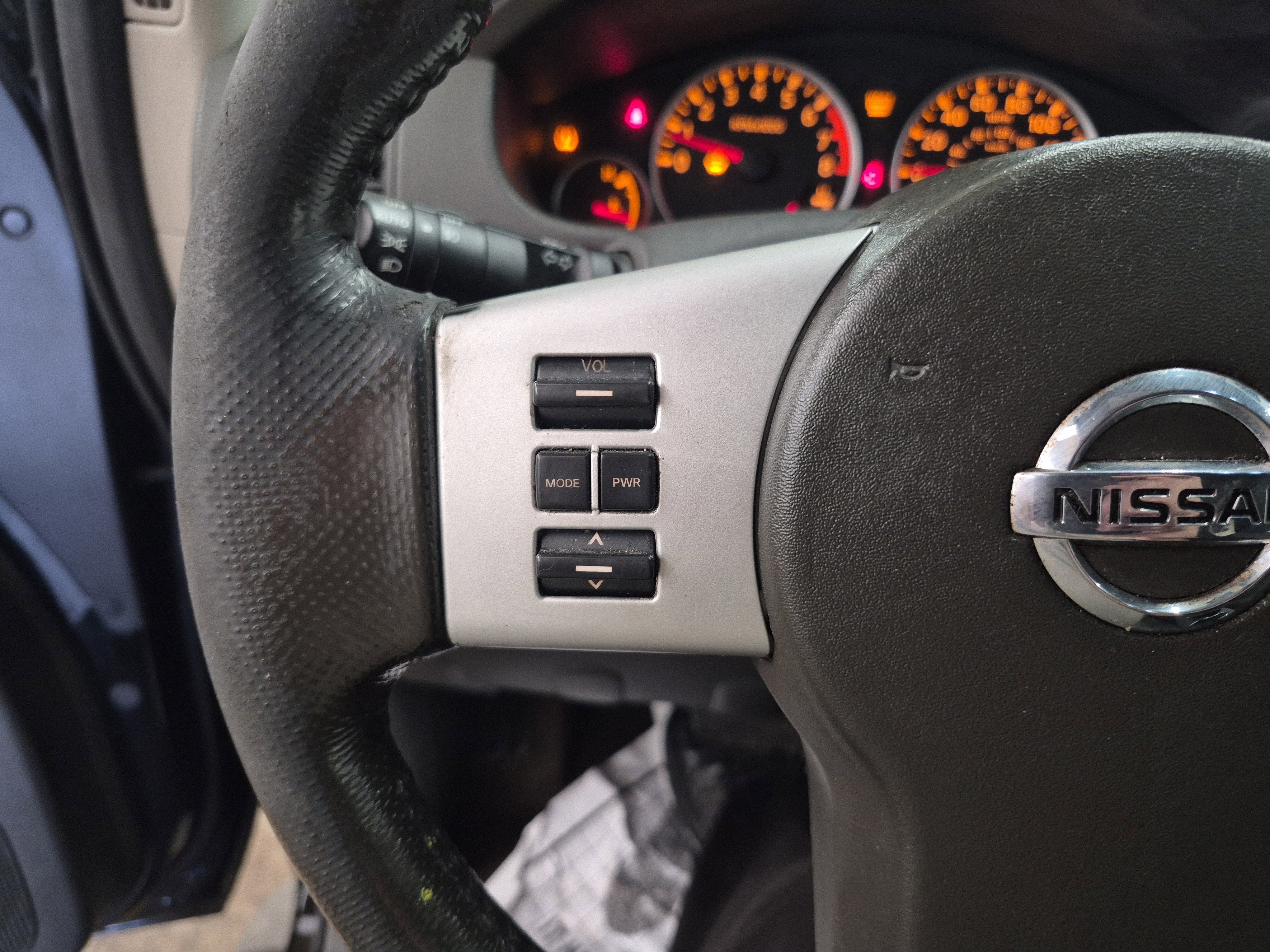 Used 2011 Nissan Pathfinder SV w/ Protection Pkg RWD image 22
