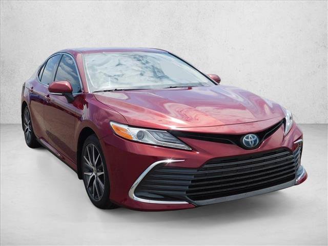 Used 2022 Toyota Camry XLE FWD image 5