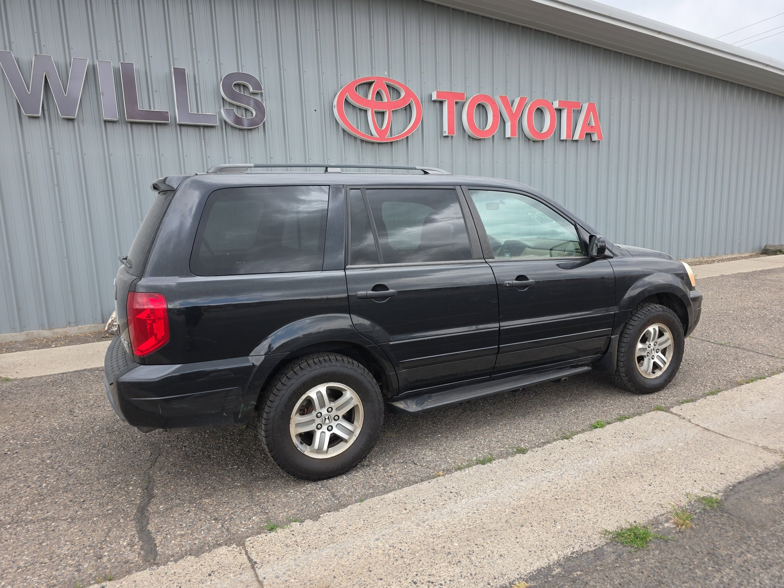 Used 2004 Honda Pilot EX image 3