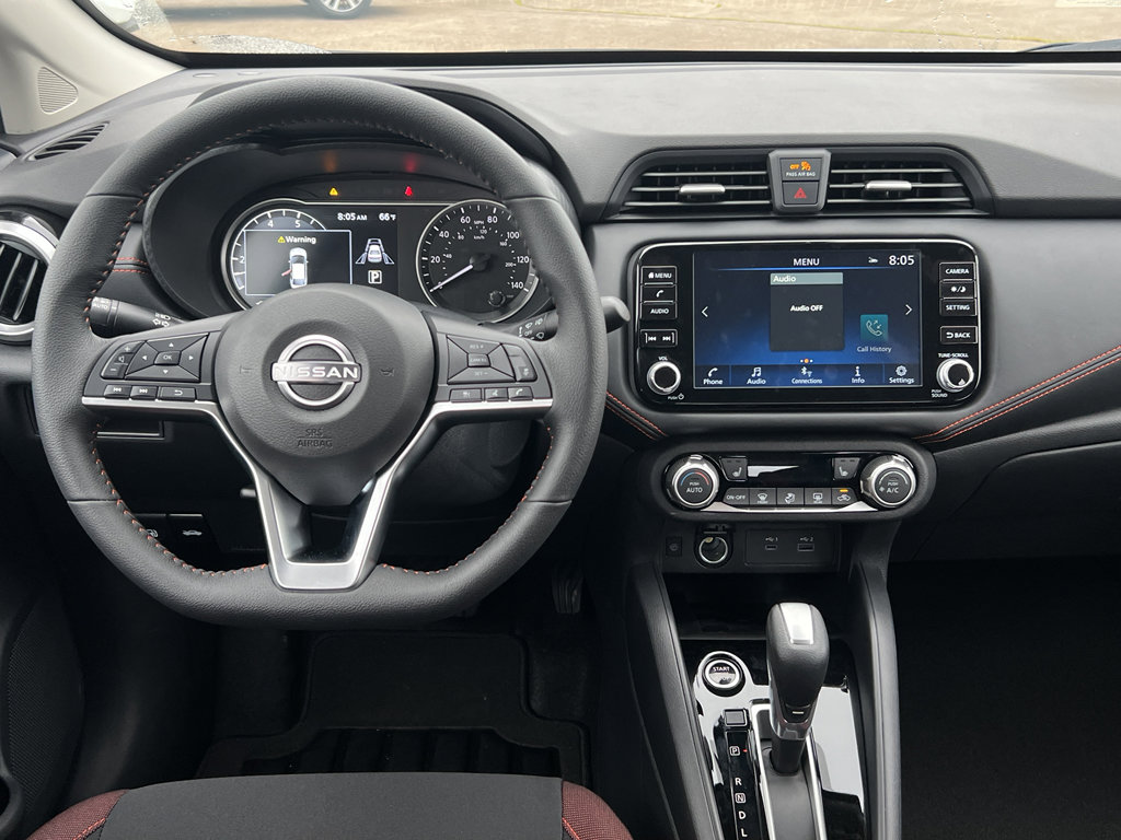 New 2025 Nissan Versa SR w/ Trunk Package image 14