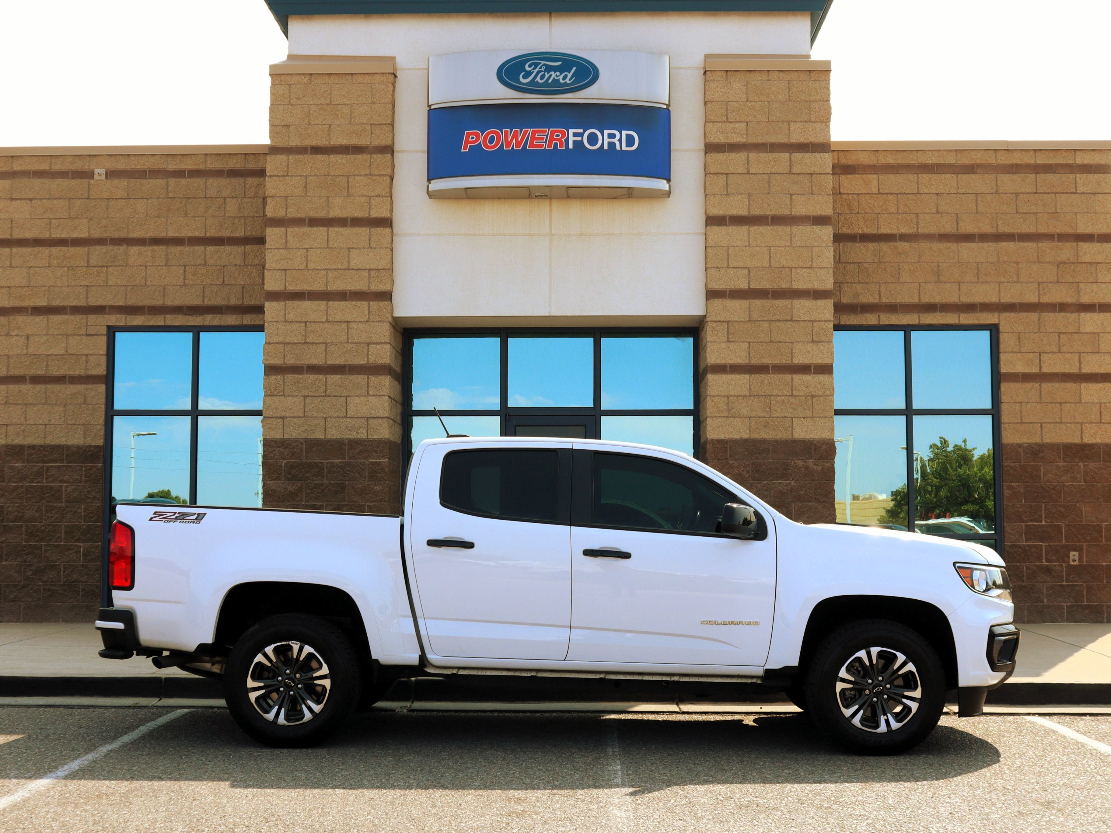 Used 2022 Chevrolet Colorado Z71 AWD/4WD image 5