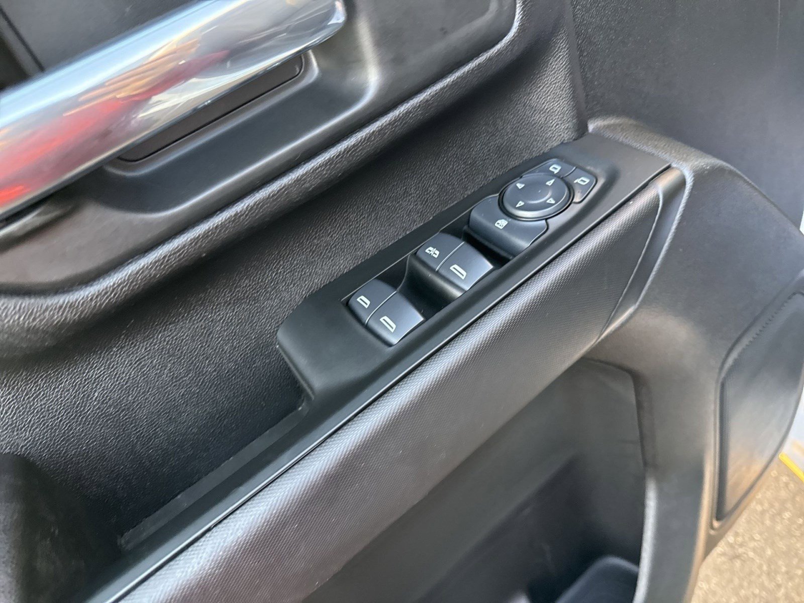 Used 2025 Chevrolet Silverado 2500 W/T image 13