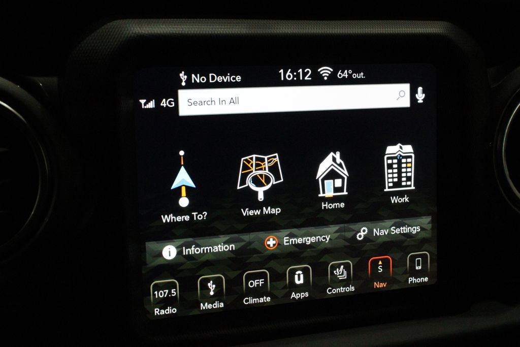 Used 2019 Jeep Wrangler Unlimited Sahara image 35