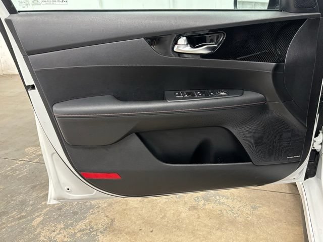 Used 2023 Kia Forte GT w/ GT2 Package FWD image 15