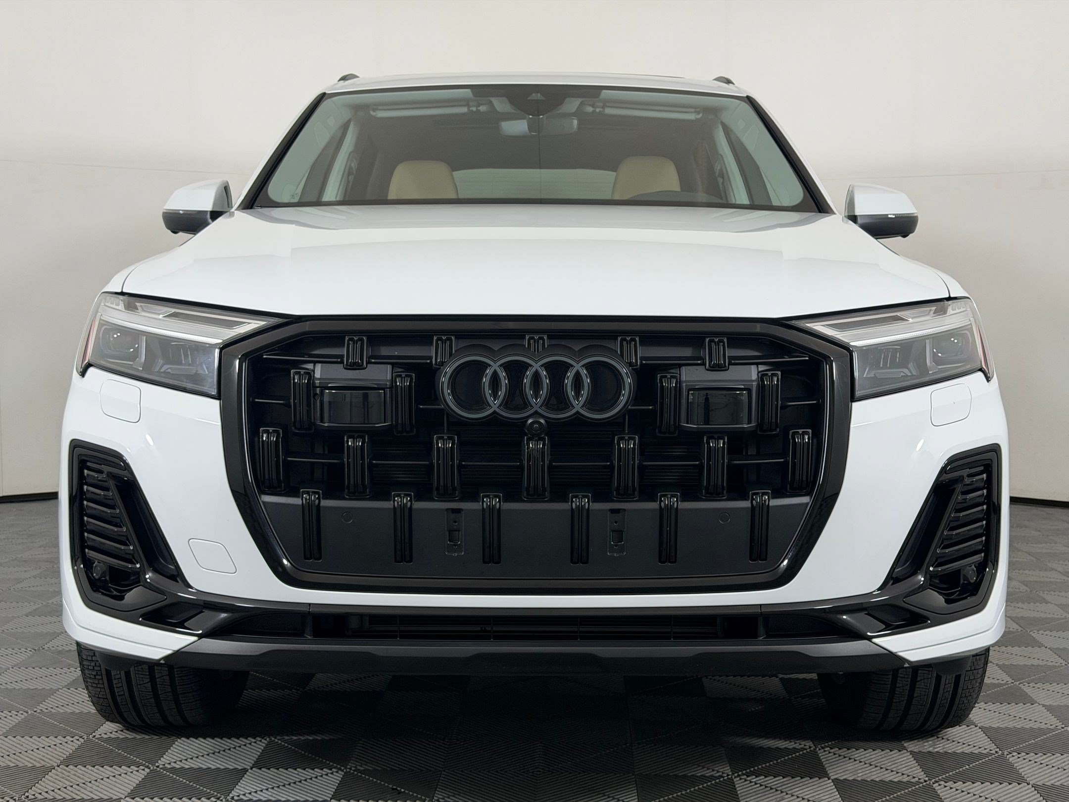 Certified 2026 Audi Q7 2.0T Premium AWD/4WD image 6