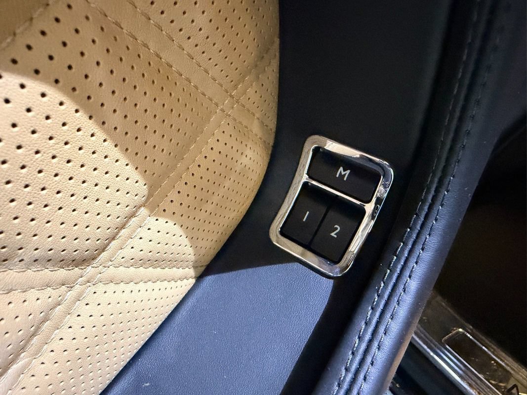 Used 2016 Bentley Mulsanne Speed RWD image 29