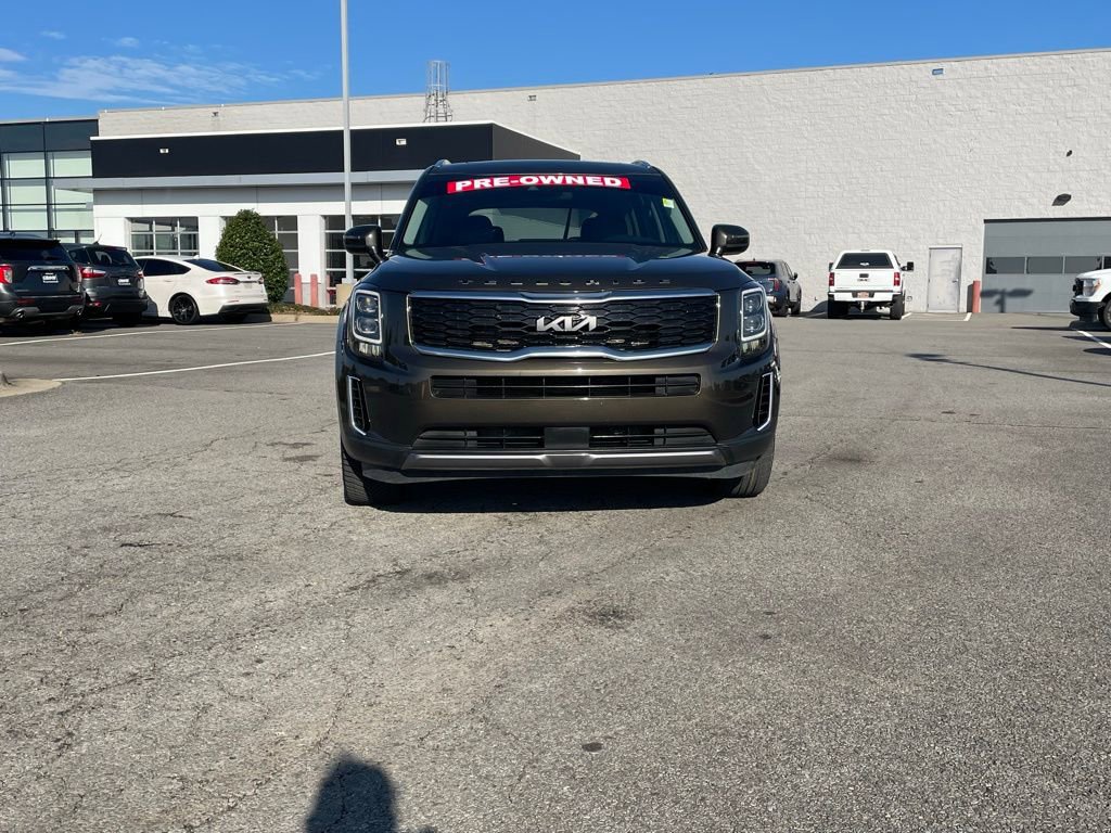 Used 2022 Kia Telluride EX w/ EX Premium Package image 2