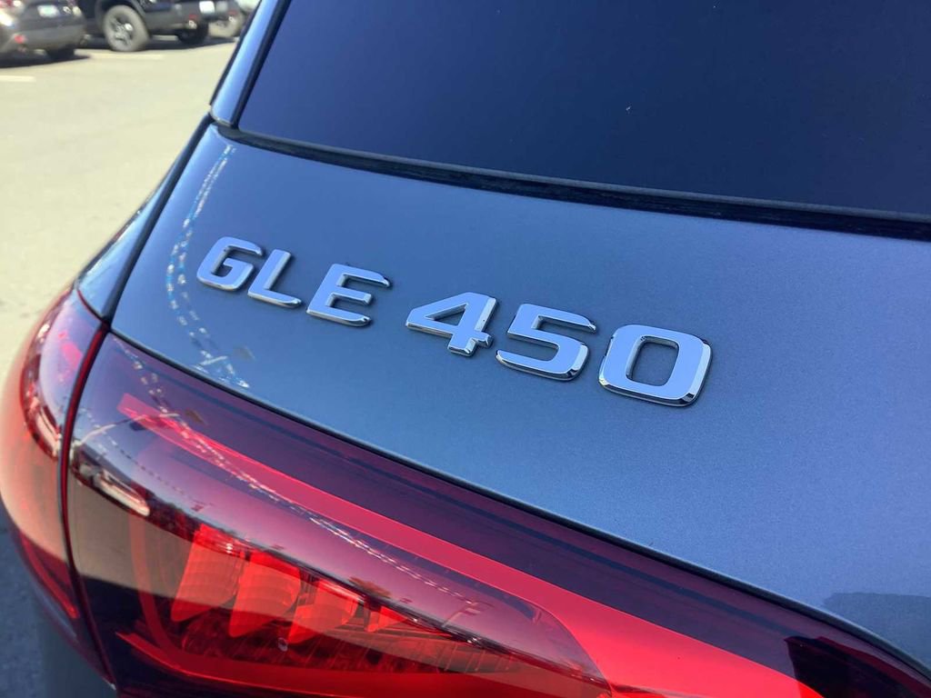 Used 2020 Mercedes-Benz GLE 450 4MATIC w/ 3rd Row Seat Package image 6