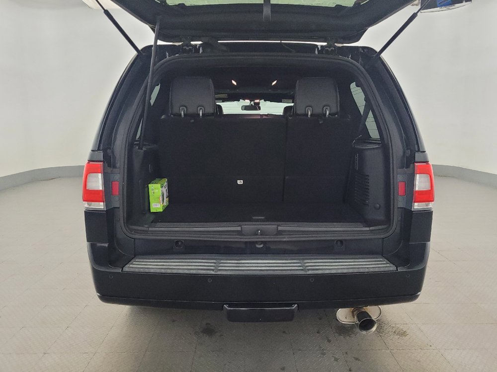 Used 2017 Lincoln Navigator Select AWD/4WD image 29