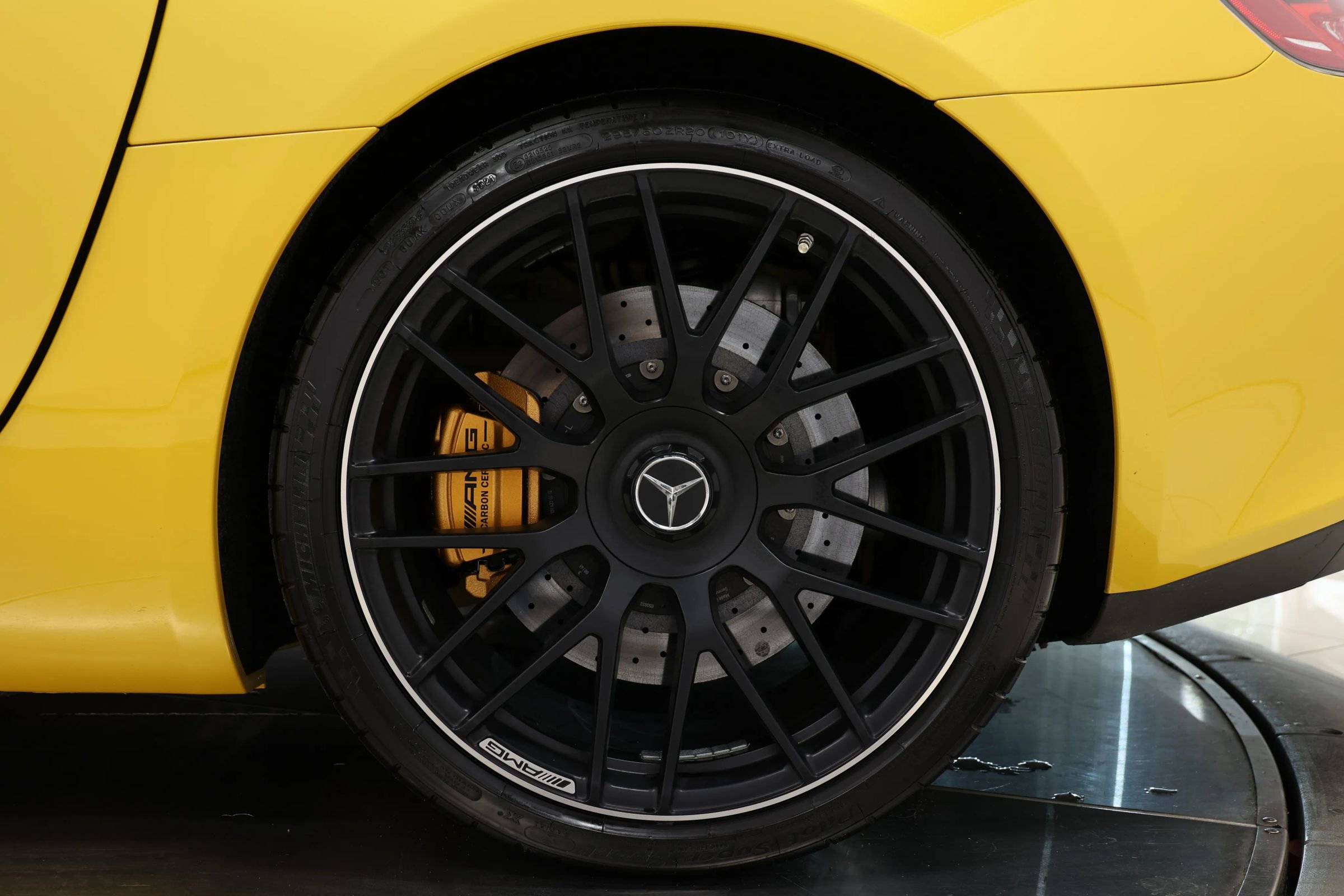 Used 2016 Mercedes-Benz AMG GT S image 95