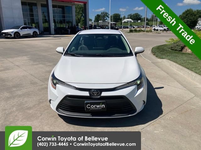 Used 2024 Toyota Corolla LE w/ LE Convenience Package FWD image 9
