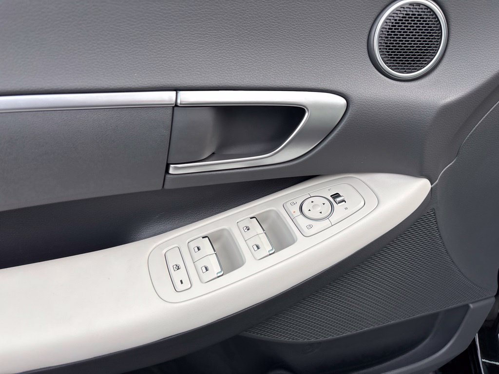 New 2026 Hyundai Sonata SE FWD image 13